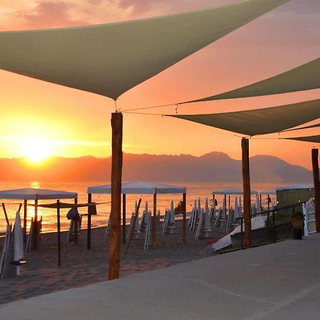 Albergo Riviera Spineta バッティパーリア エクステリア 写真