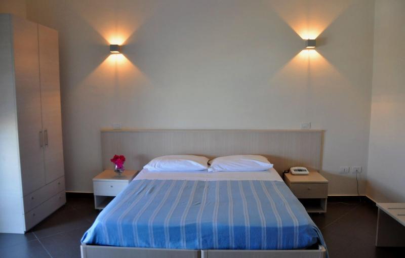 Albergo Riviera Spineta バッティパーリア エクステリア 写真
