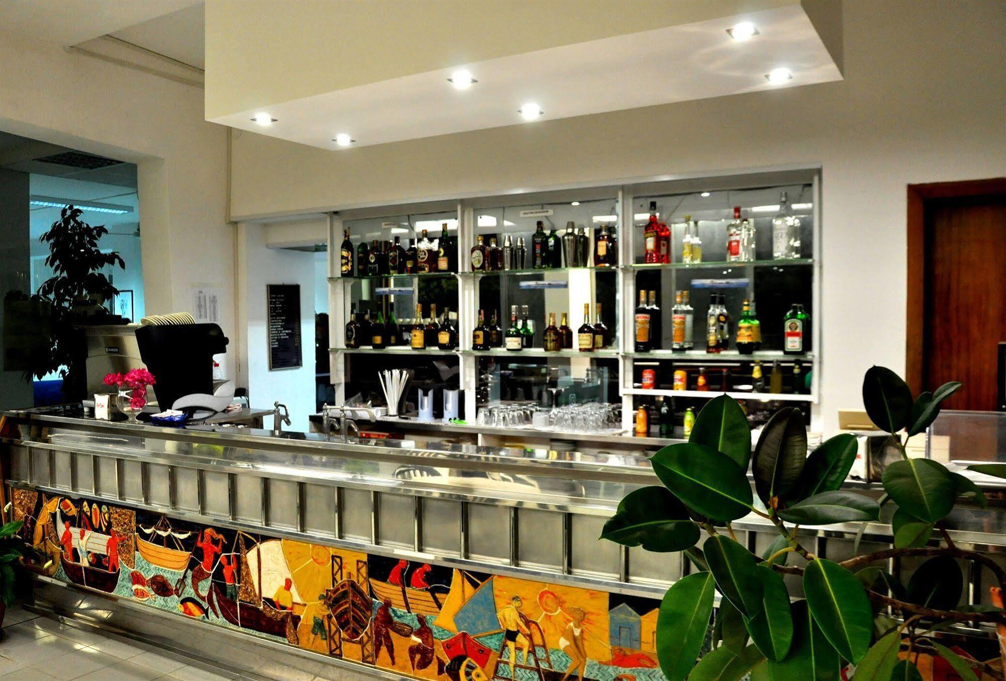 Albergo Riviera Spineta バッティパーリア エクステリア 写真